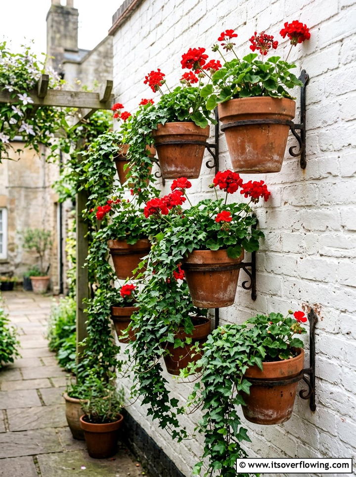 Wall Mounted Planter - 25 garden decor ideas with terracotta pots