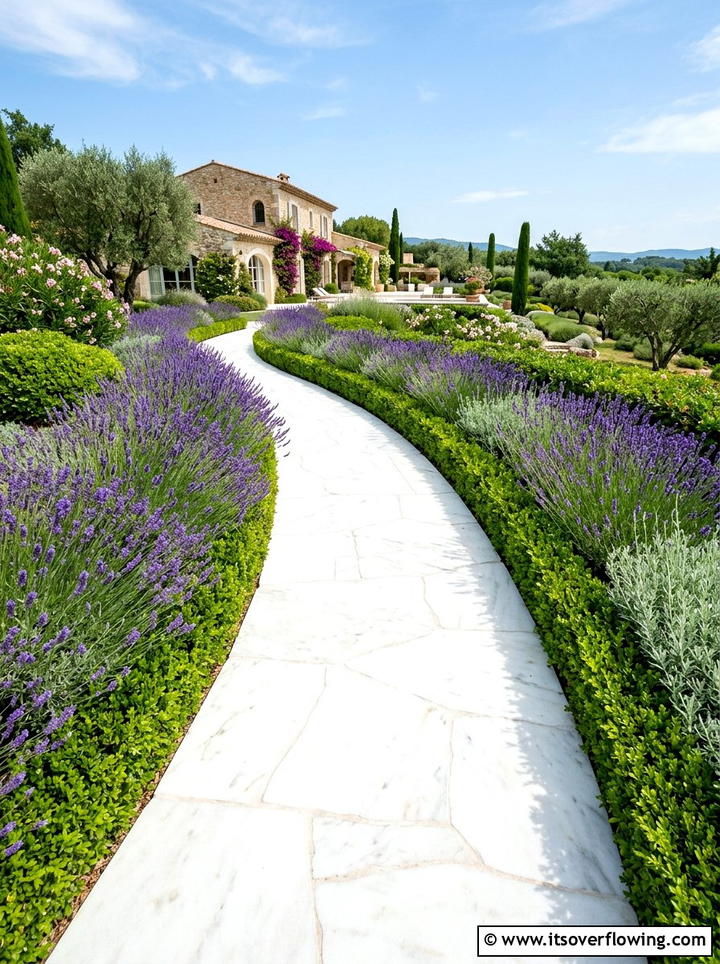 White Stone Walkway - 25 backyard ideas with stepping stones