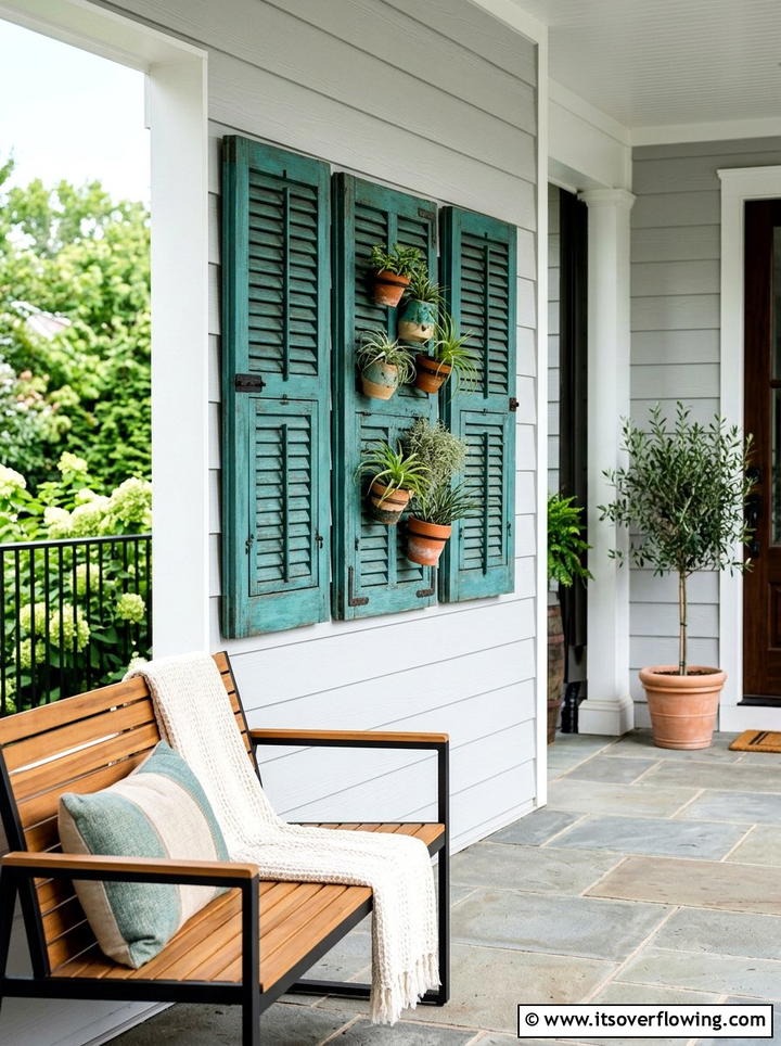 Wood shutter decor - 25 recycled garden ideas for porch decor