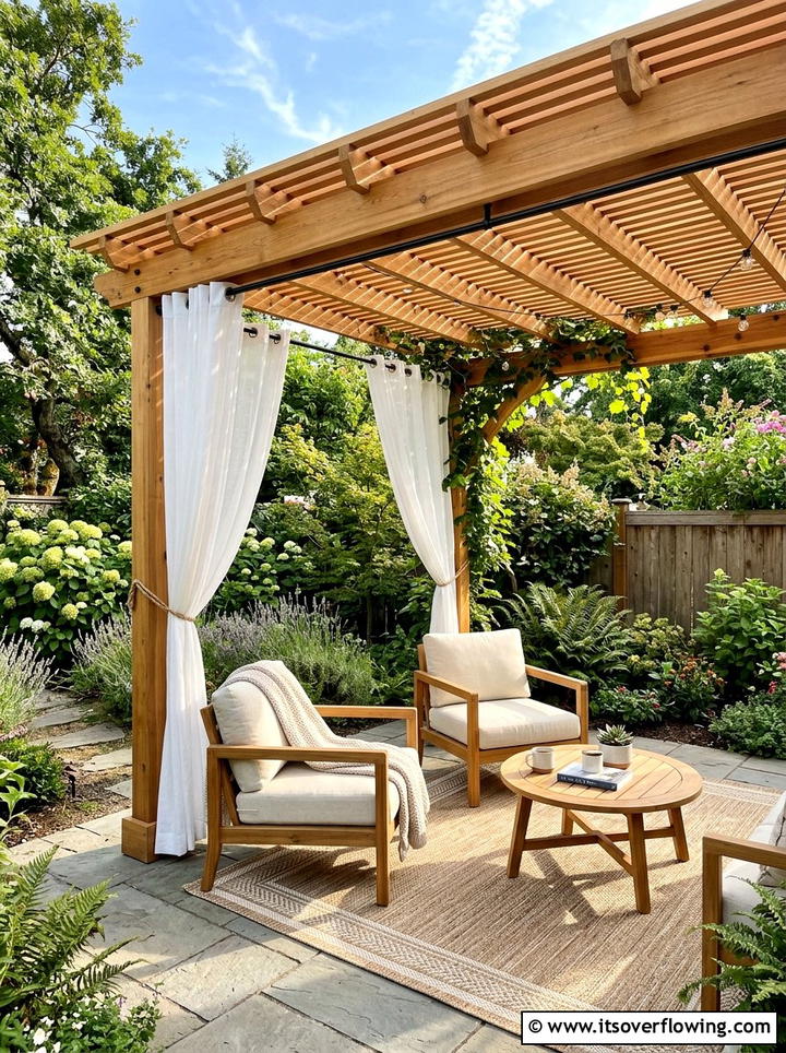 Wood slat pergola - 25 creative garden ideas with hidden garden corners