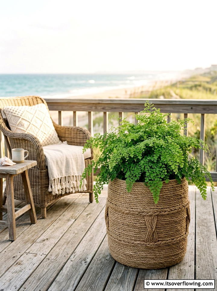 Wrapped Rope Planter - 25 recycled garden ideas with tin cans